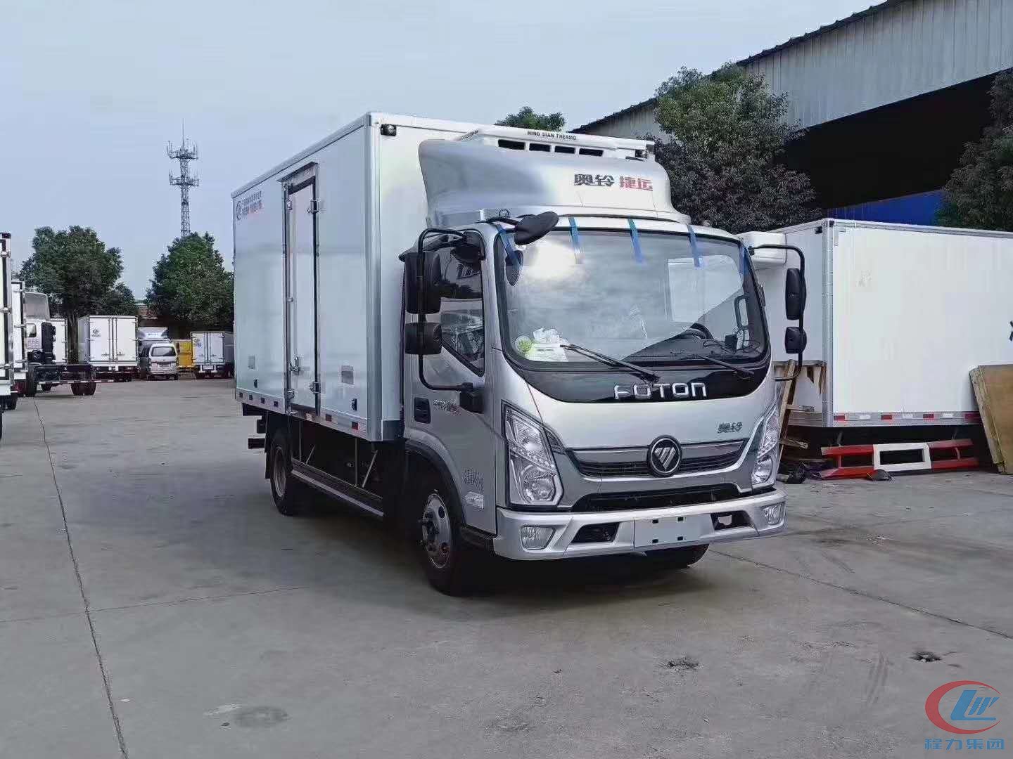 易倍·(中国)体育EMC集团国六福田奥铃捷运4.2米冷藏车